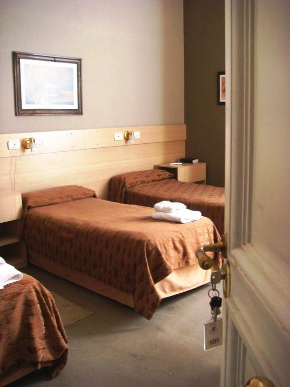 Hagoth Hostel Buenos Aires Værelse billede